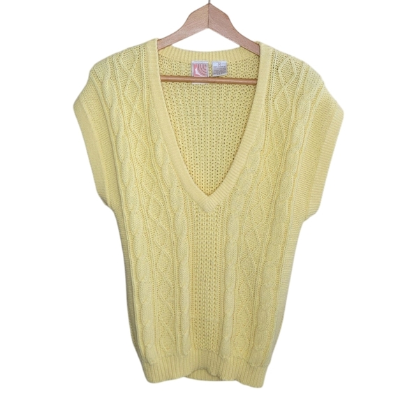 Vintage Paul Harris | Butter Yellow Cable Knit V-neck Sweater Vest Size Medium - Picture 1 of 6
